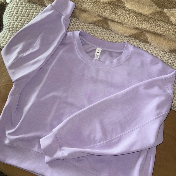 Lululemon Lilac Ether Softstreme Sweatshirt and Shorts Set - Picture 4 of 7